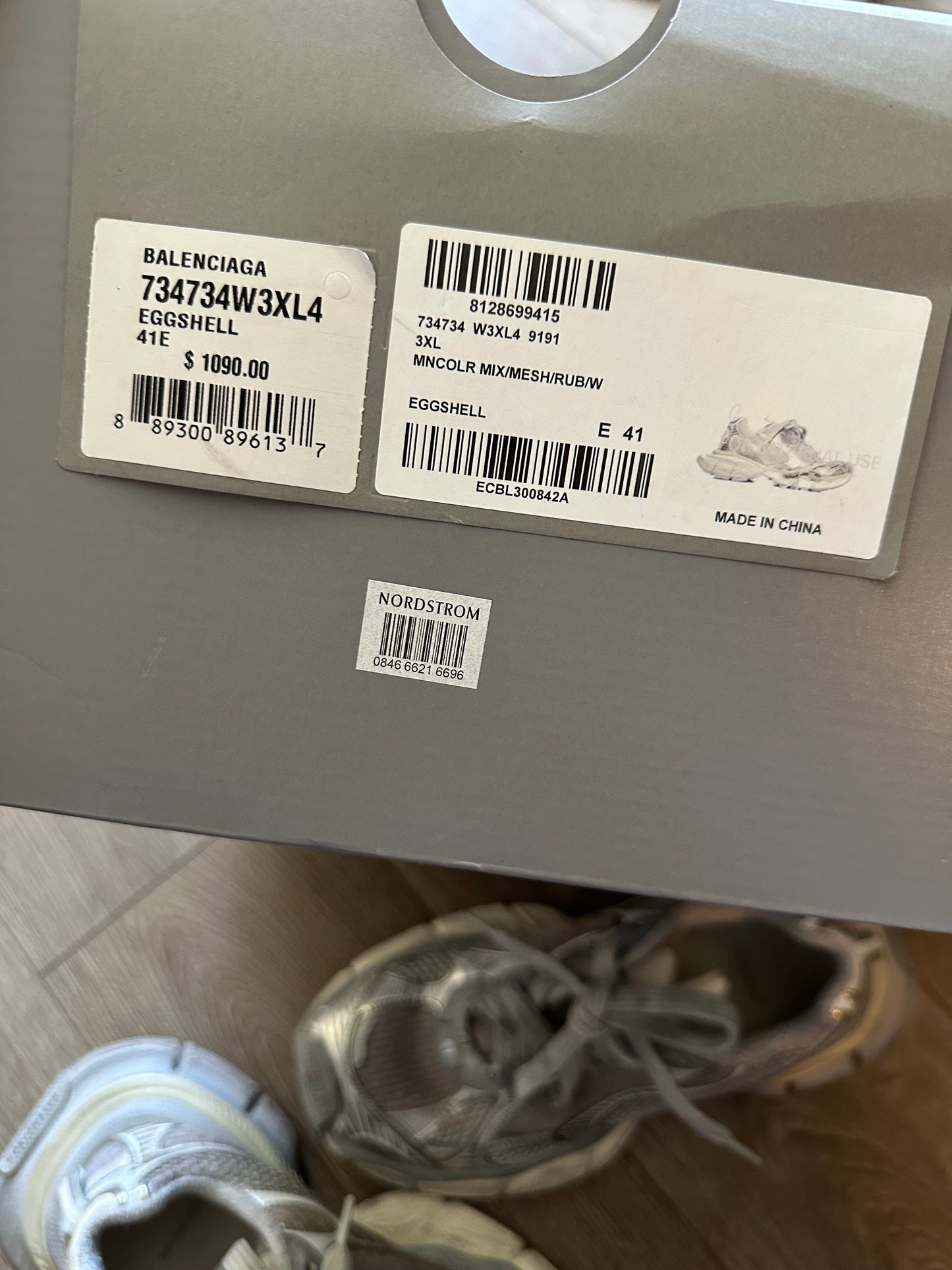 Balenciaga Eggshell 3XL