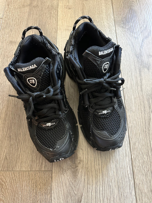Balenciaga Black Runners