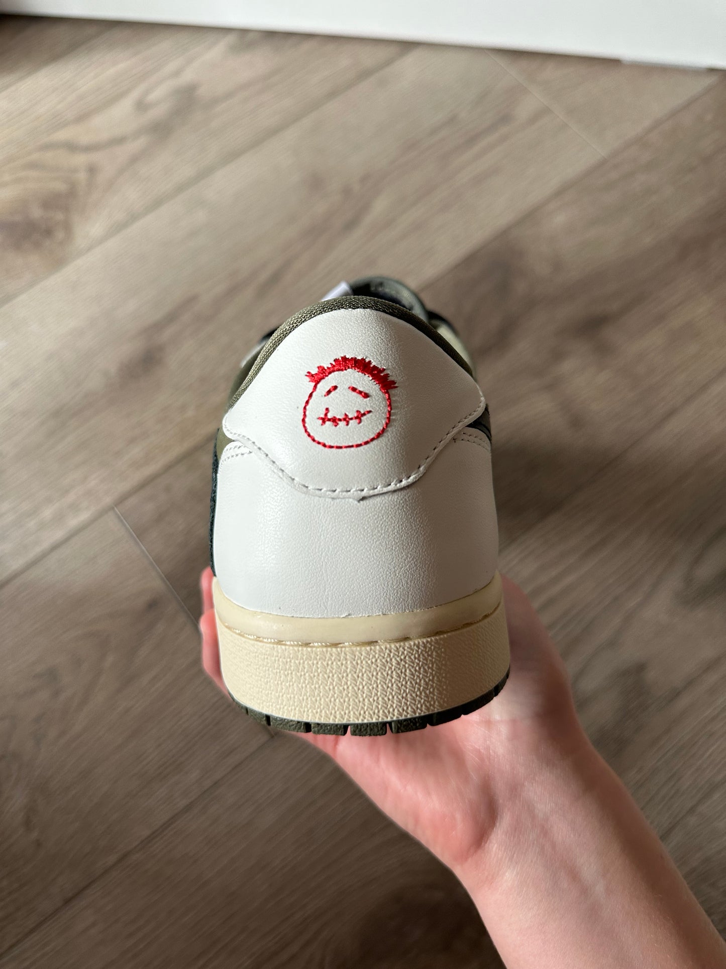 Travis Scott Medium Olive Jordan 1 Low