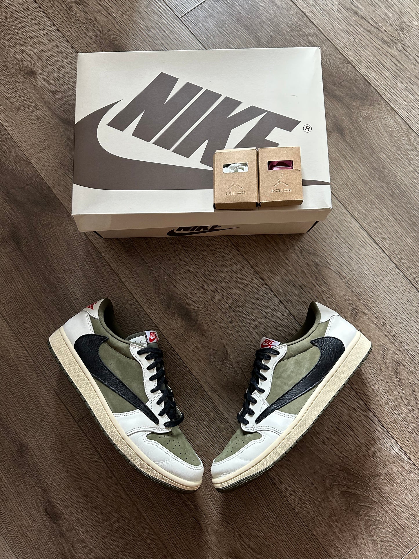 Travis Scott Medium Olive Jordan 1 Low