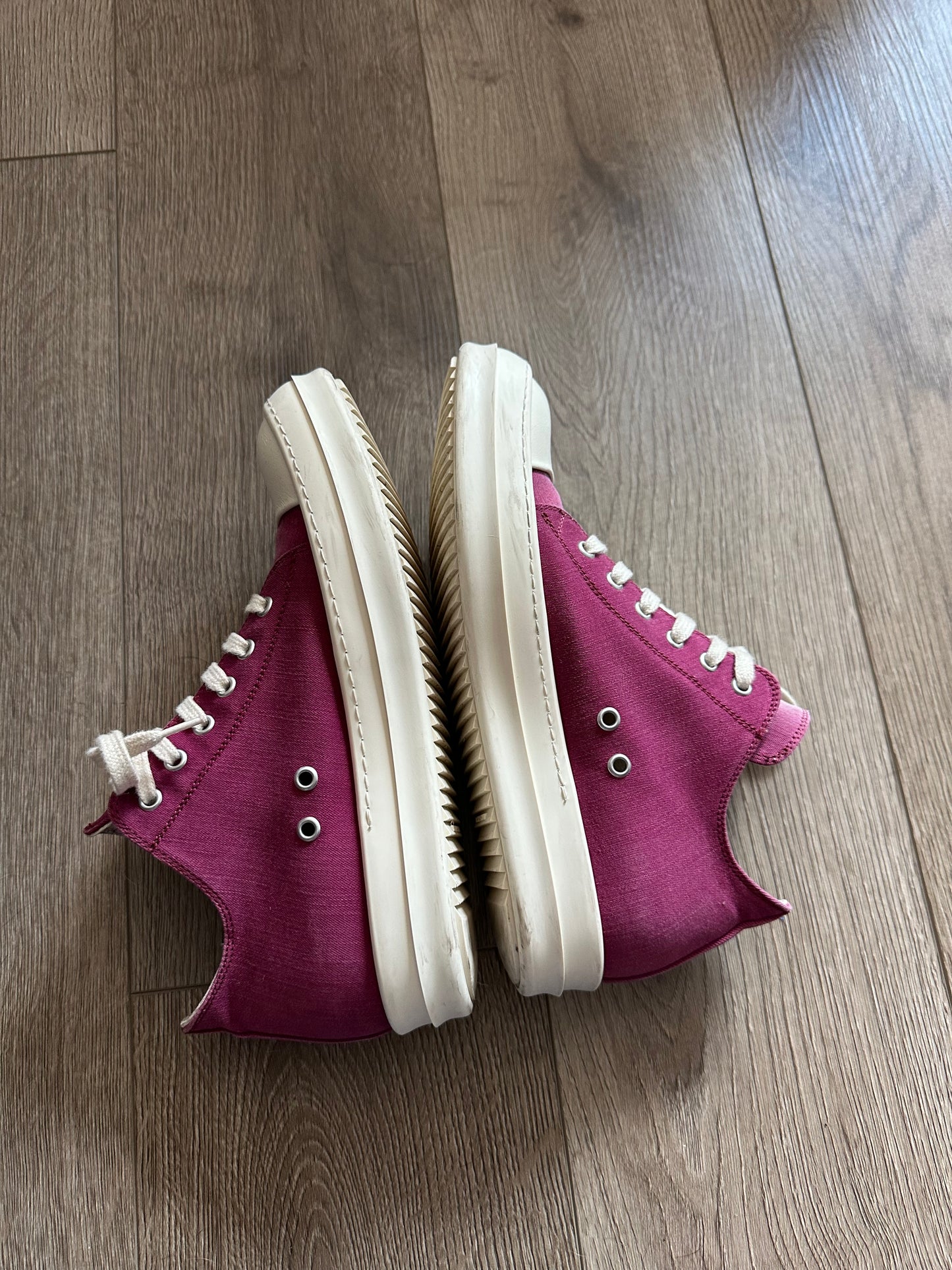 Rick Owens DRKSHDW Gradient Denim Purple
Ramones